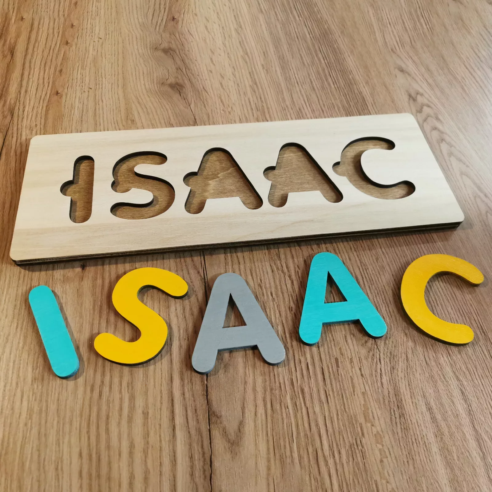 Puzzle prénom pour enfant en bois de peuplier certifié FSC