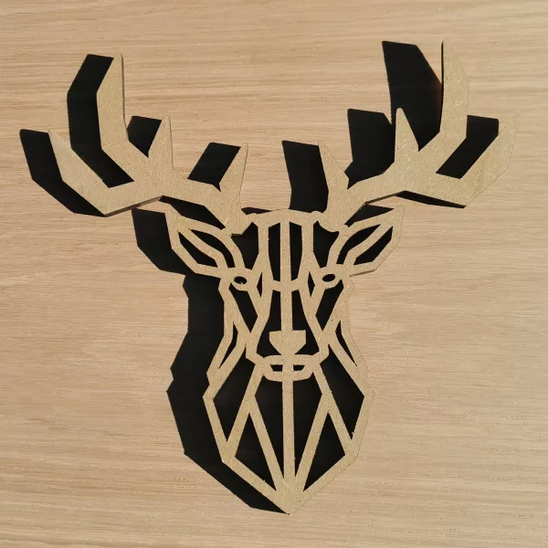 Animal géométrique en bois : Le Cerf