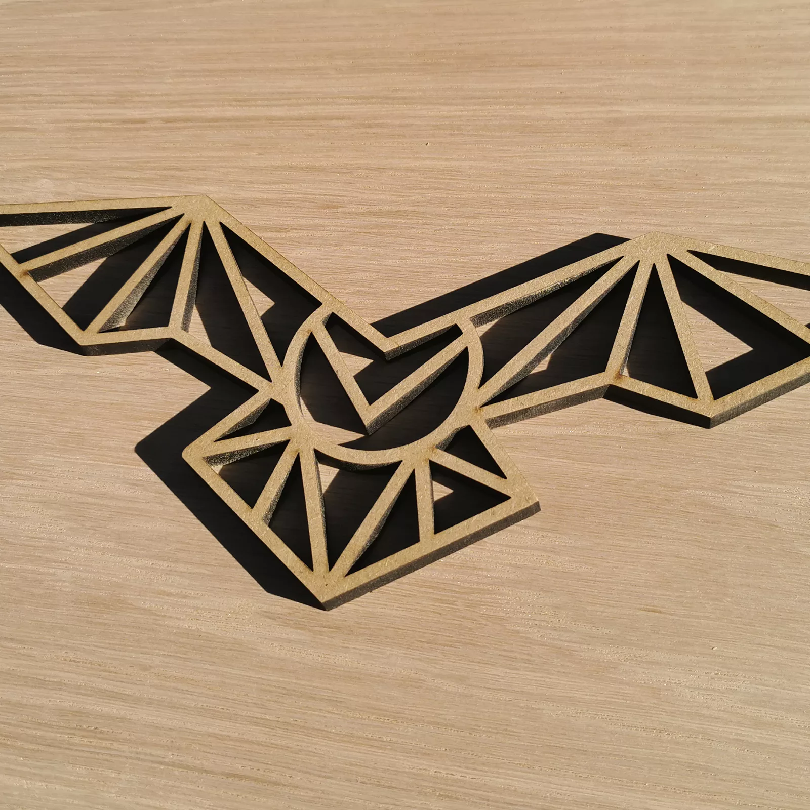 Animal géométrique en bois : La Chouette