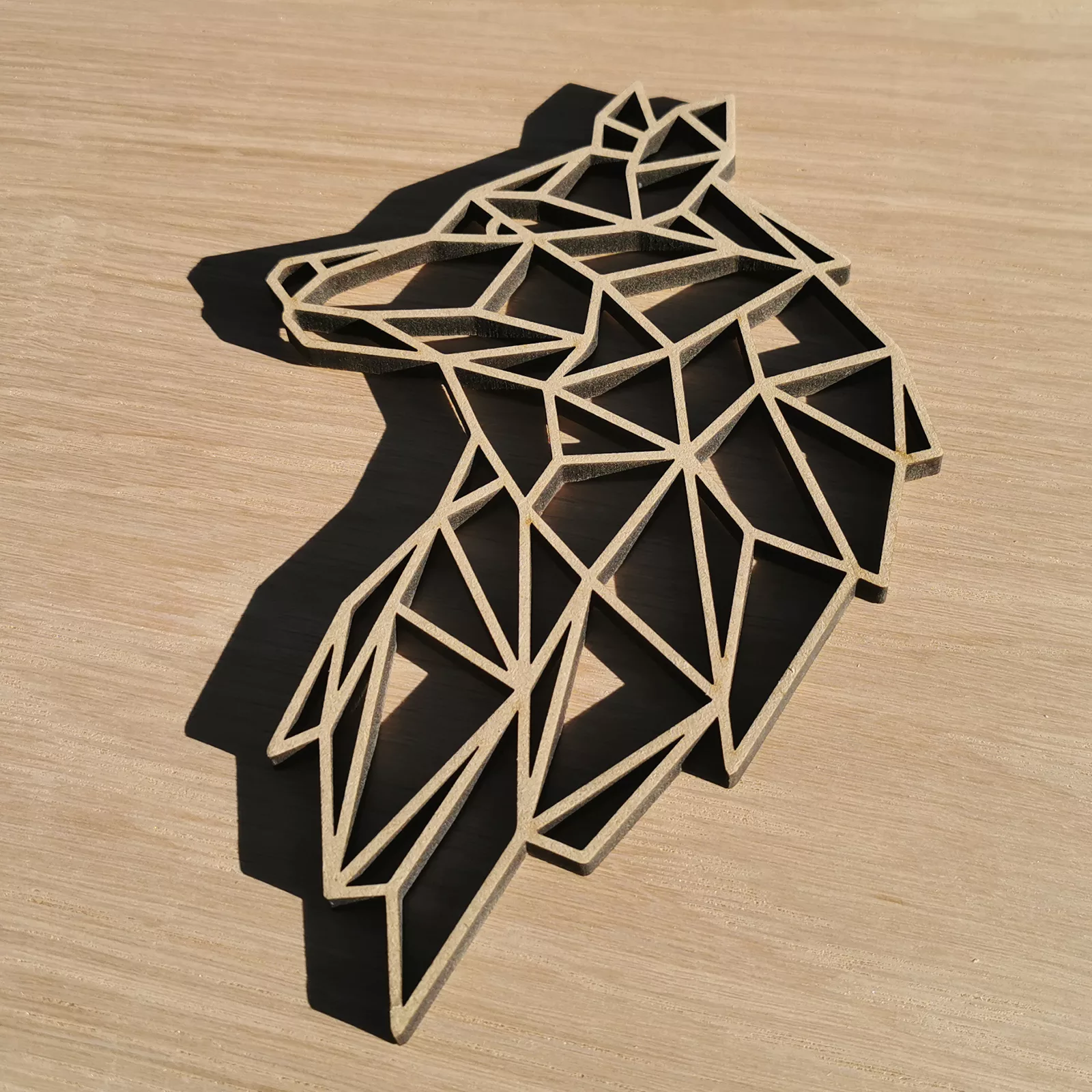 Animal géométrique en bois : Le Loup